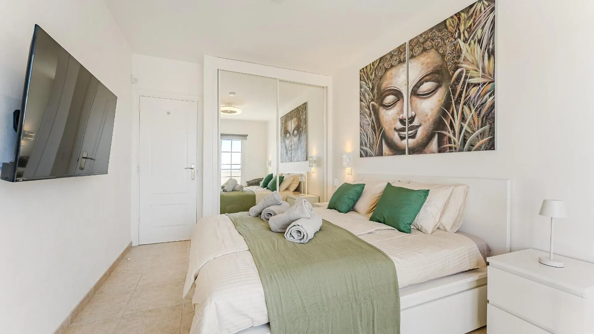 Summervibe Sea View Apartment 아로나 스페인